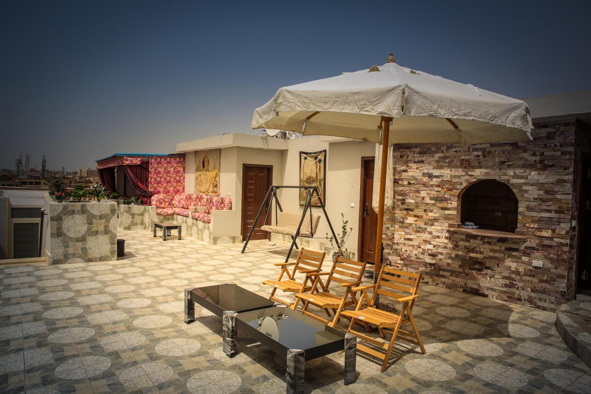 Queen Pyramids View Inn Kafret el-Gabal Zewnętrze zdjęcie